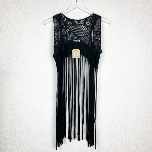 SALE!!!!🥰🌸😁Earthbound | ❤😀👍😁🍂Sleeveless Black Fringe Boho Vest - Picture 1 of 3